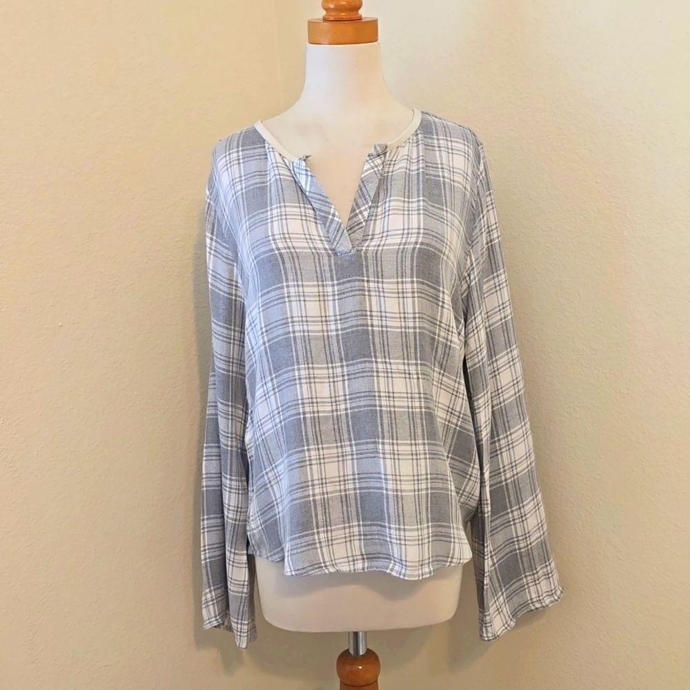 Cloth and Stone Plaid Blouse size M